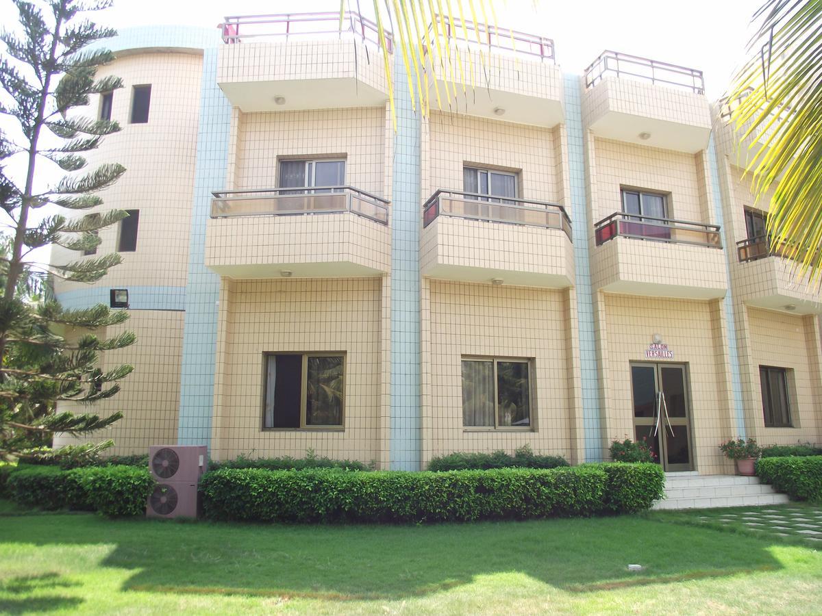 Hotel Ghis Palace Baguida Buitenkant foto