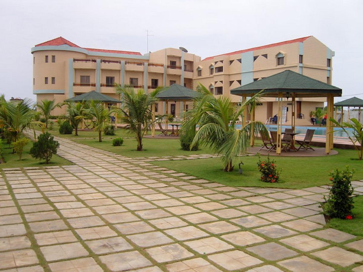 Hotel Ghis Palace Baguida Buitenkant foto