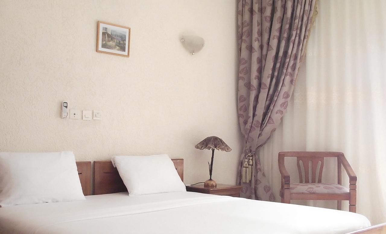 Hotel Ghis Palace Baguida Buitenkant foto
