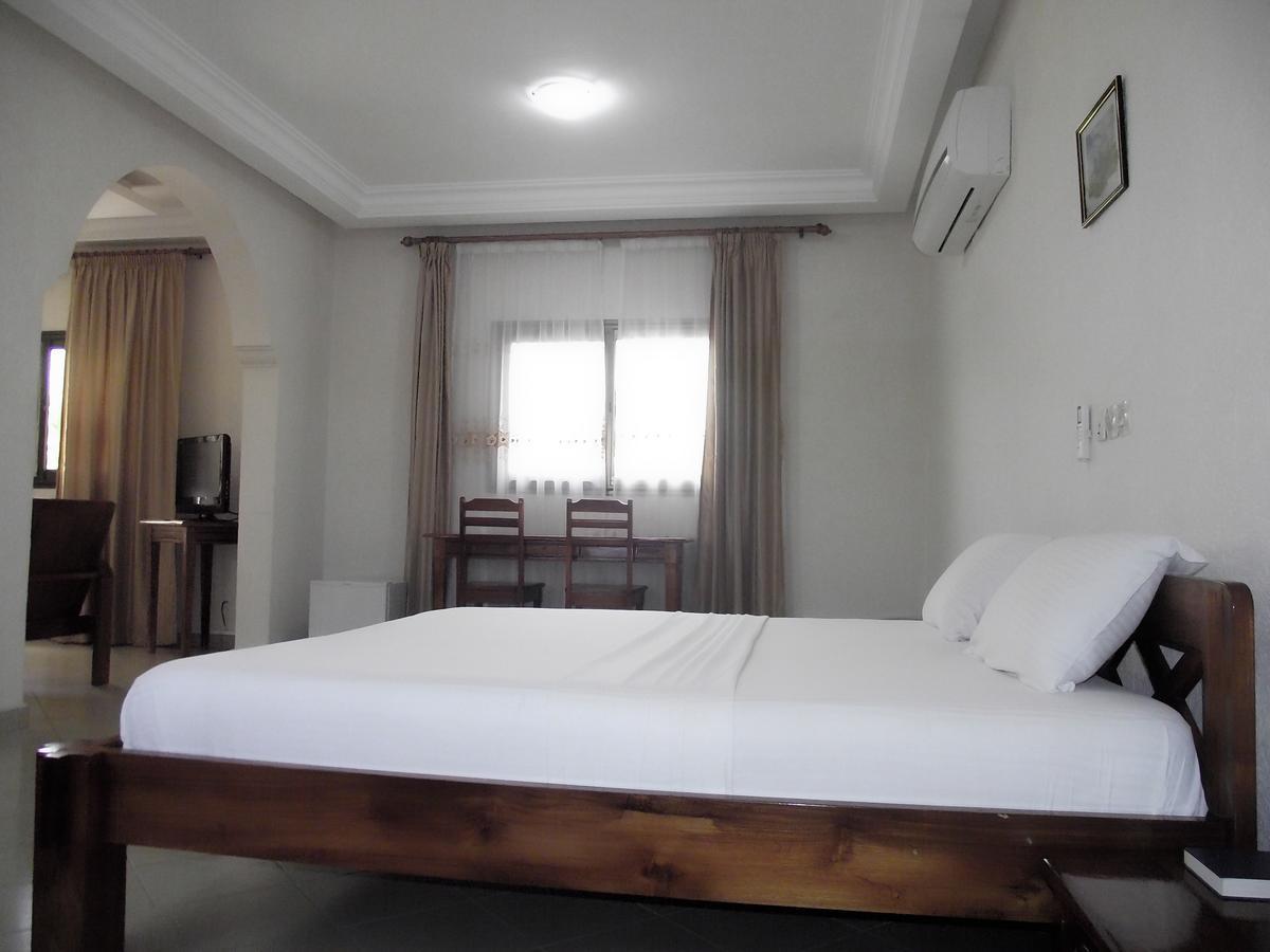 Hotel Ghis Palace Baguida Buitenkant foto