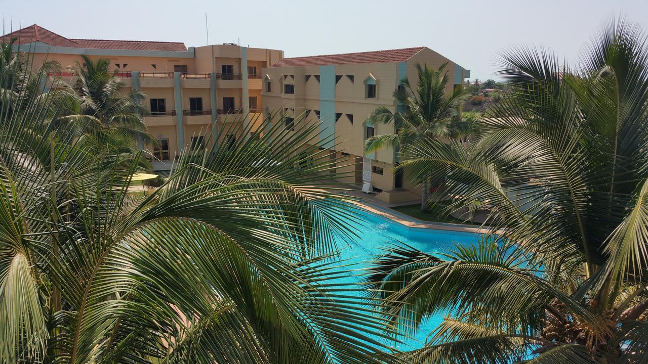 Hotel Ghis Palace Baguida Buitenkant foto